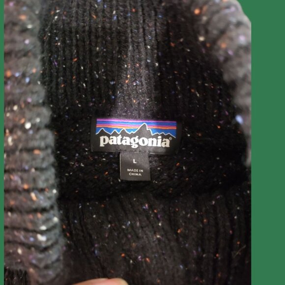 Patagonia Fisherman's Stitch 3 Button Placket Recycled Material Sweater Medium - Picture 3 of 10